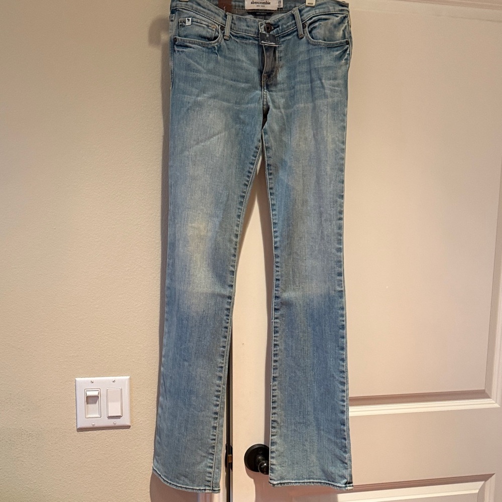 Abercrombie & Fitch Light Wash Straight Leg Jeans